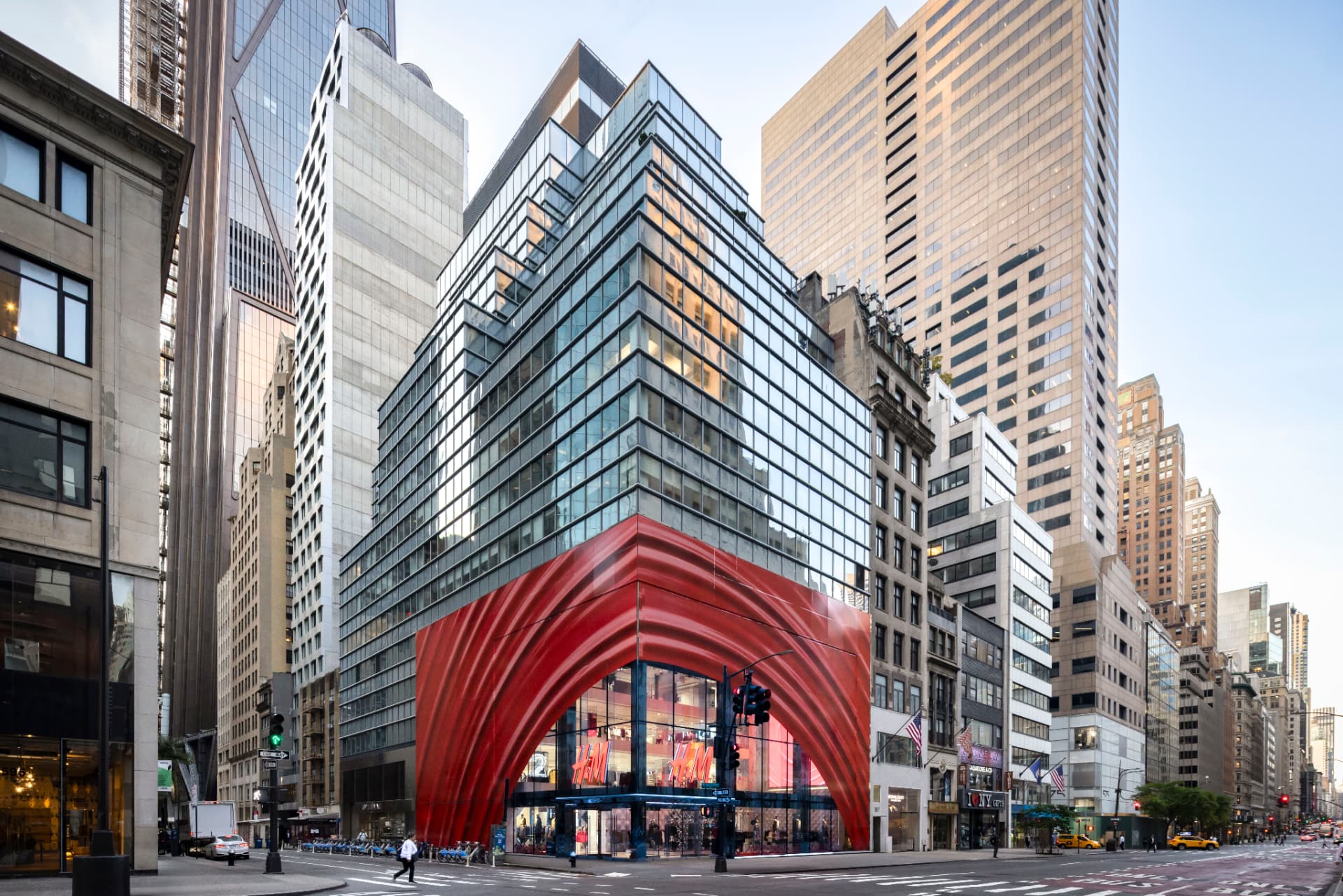 H&M — Brand ID / DNA Relaunch